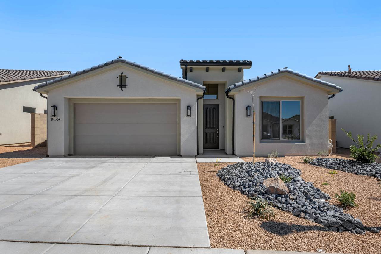 1578 Ascent St - Photo 1