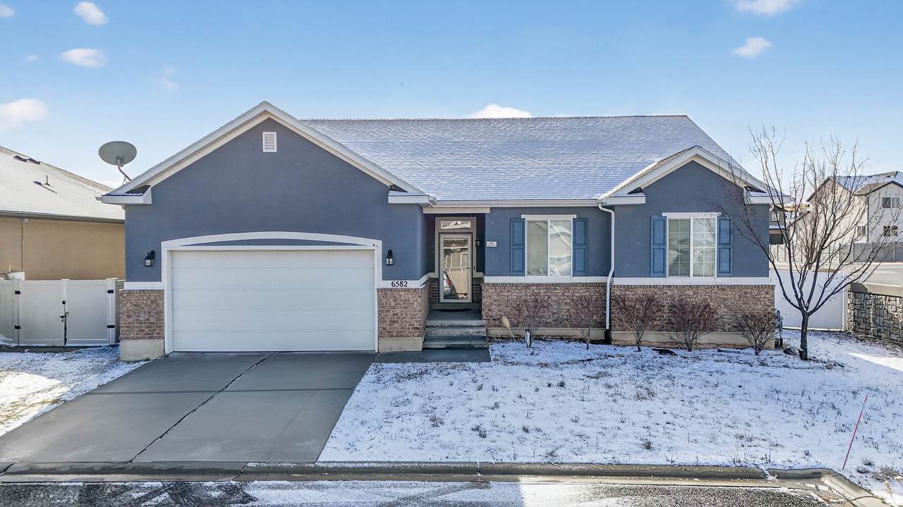 6582 Evening Glow Ct - Photo 1