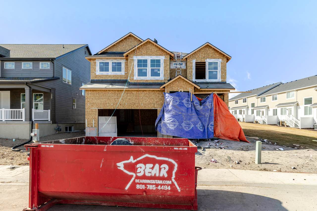 2757 Blue Dawn Ln - Photo 1