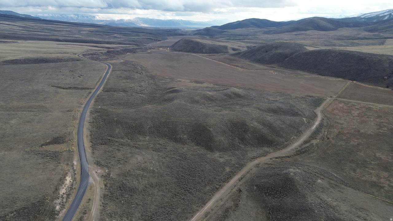  Address Not Published - Photo 1