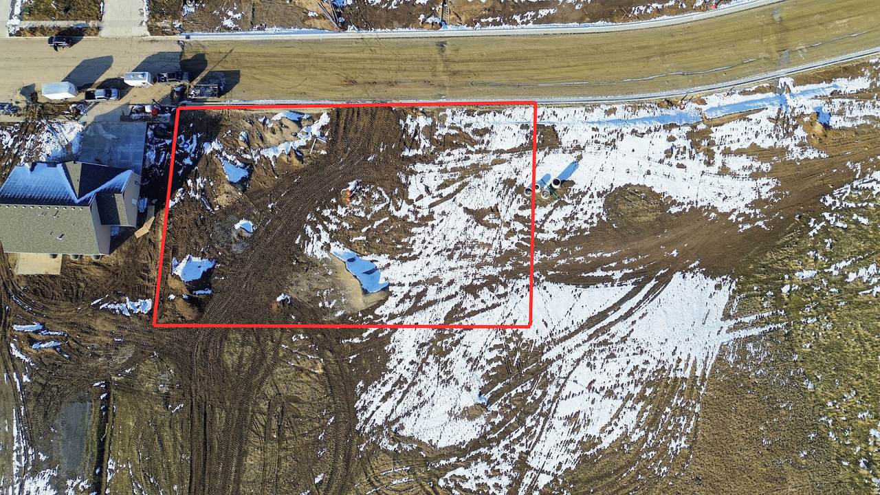  Address Not Published - Photo 1