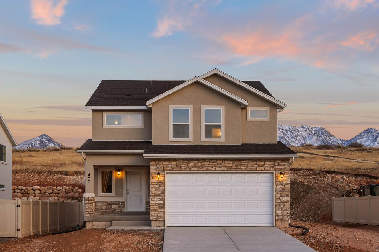 1641 Windsong Dr - Photo 1