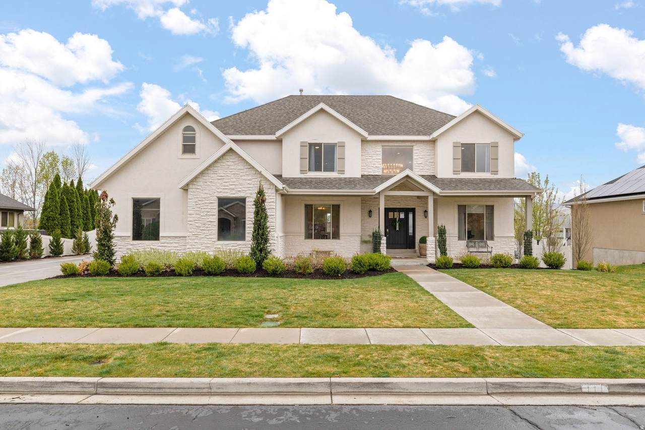 868 Braddock Ln - Photo 1