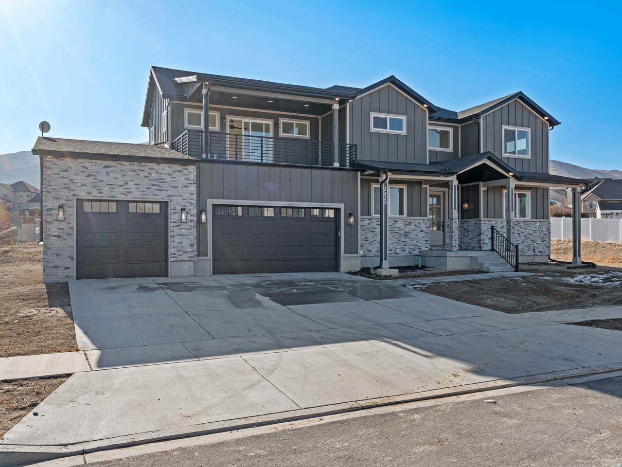 3429 Spinnaker Bay Dr - Photo 1