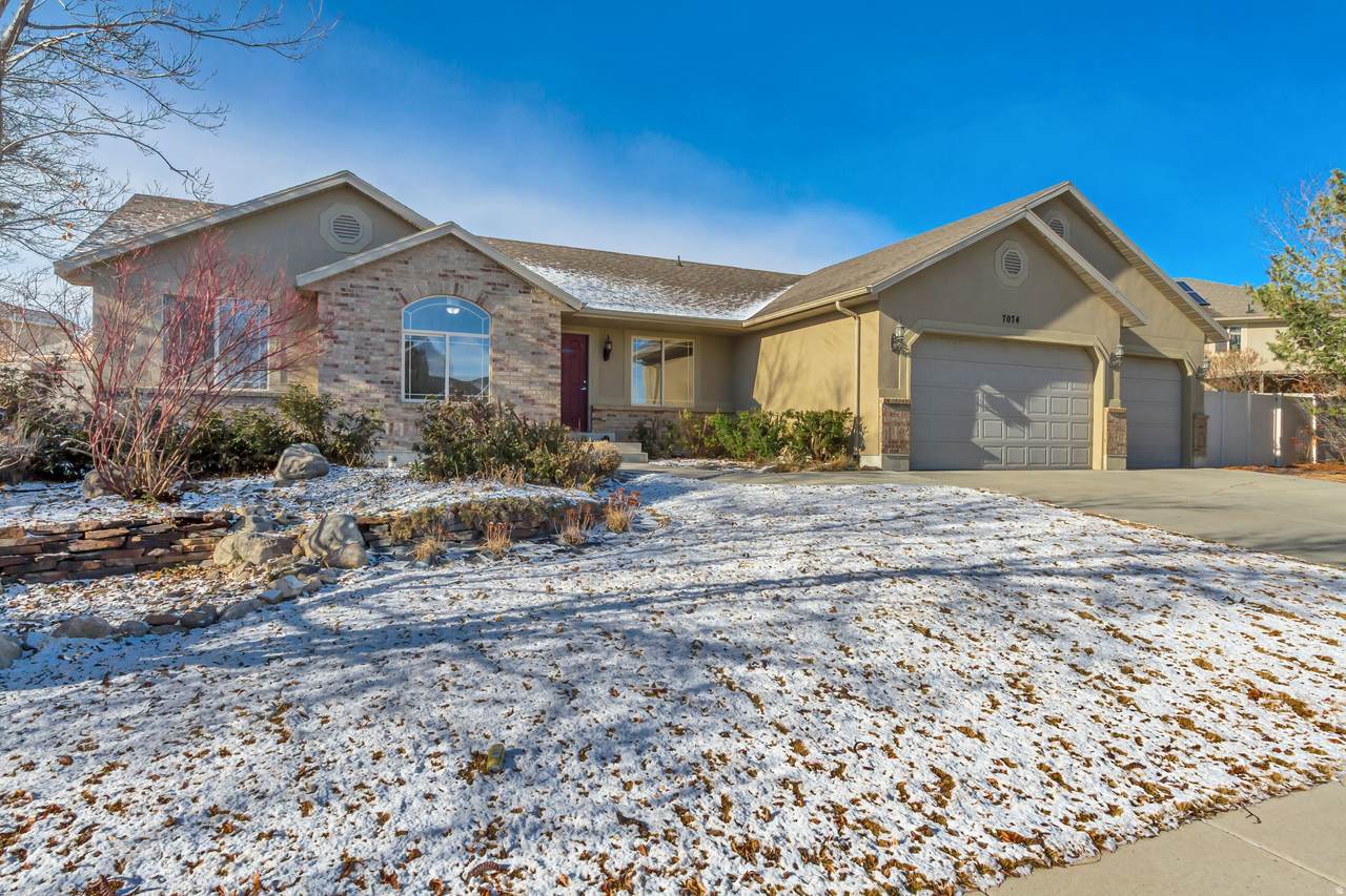 7074 Rialto Way - Photo 1