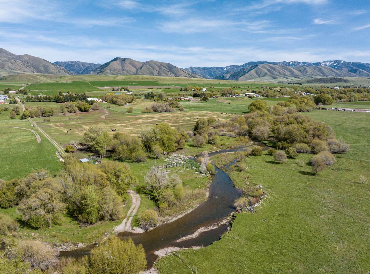 9800 Hwy 165 - Photo 1