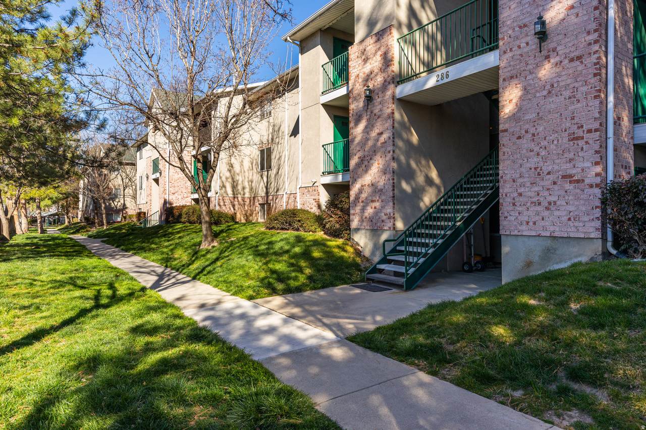 286 New Century Ln - Photo 1