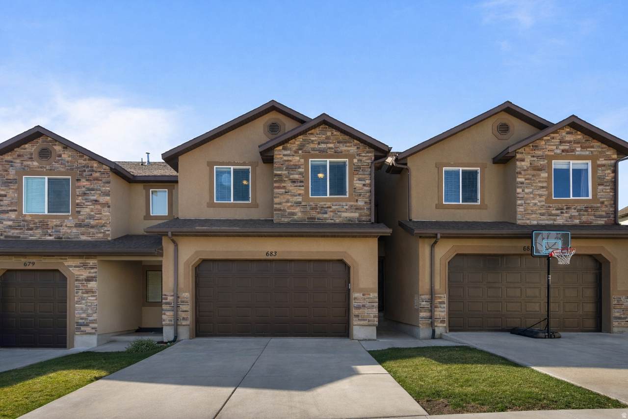 683 Saratoga Chase Dr - Photo 1