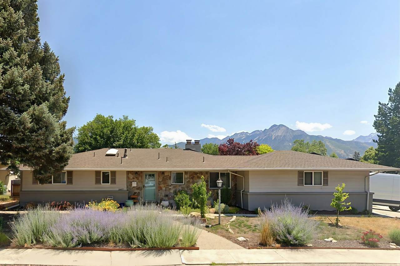 3807 Alta Loma Dr - Photo 1