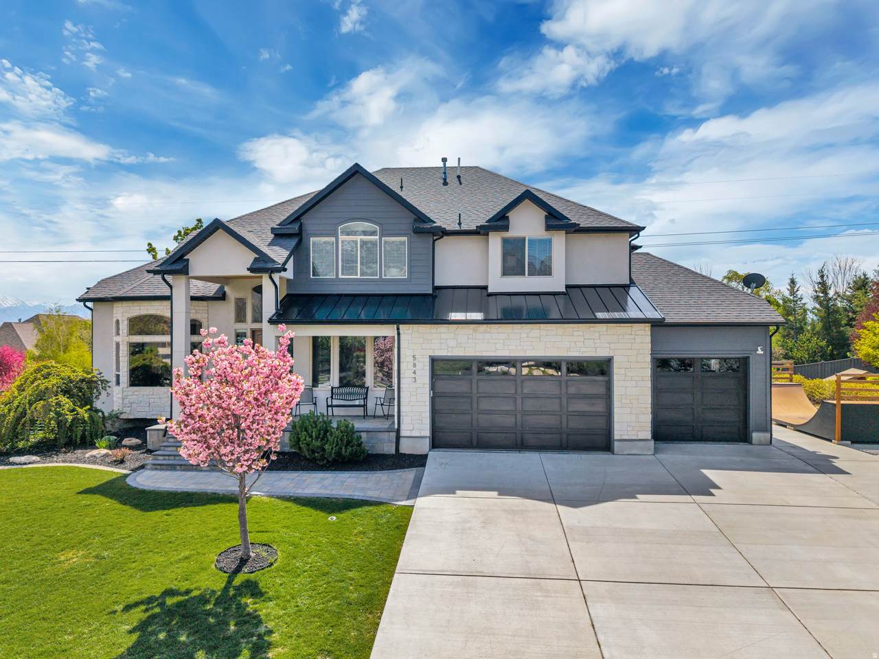 5843 Century Heights Dr - Photo 1