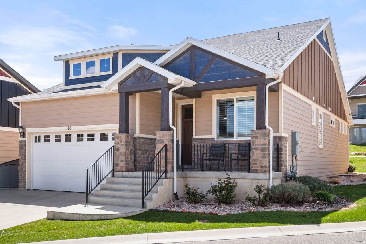 306 Bella Vida Dr - Photo 1