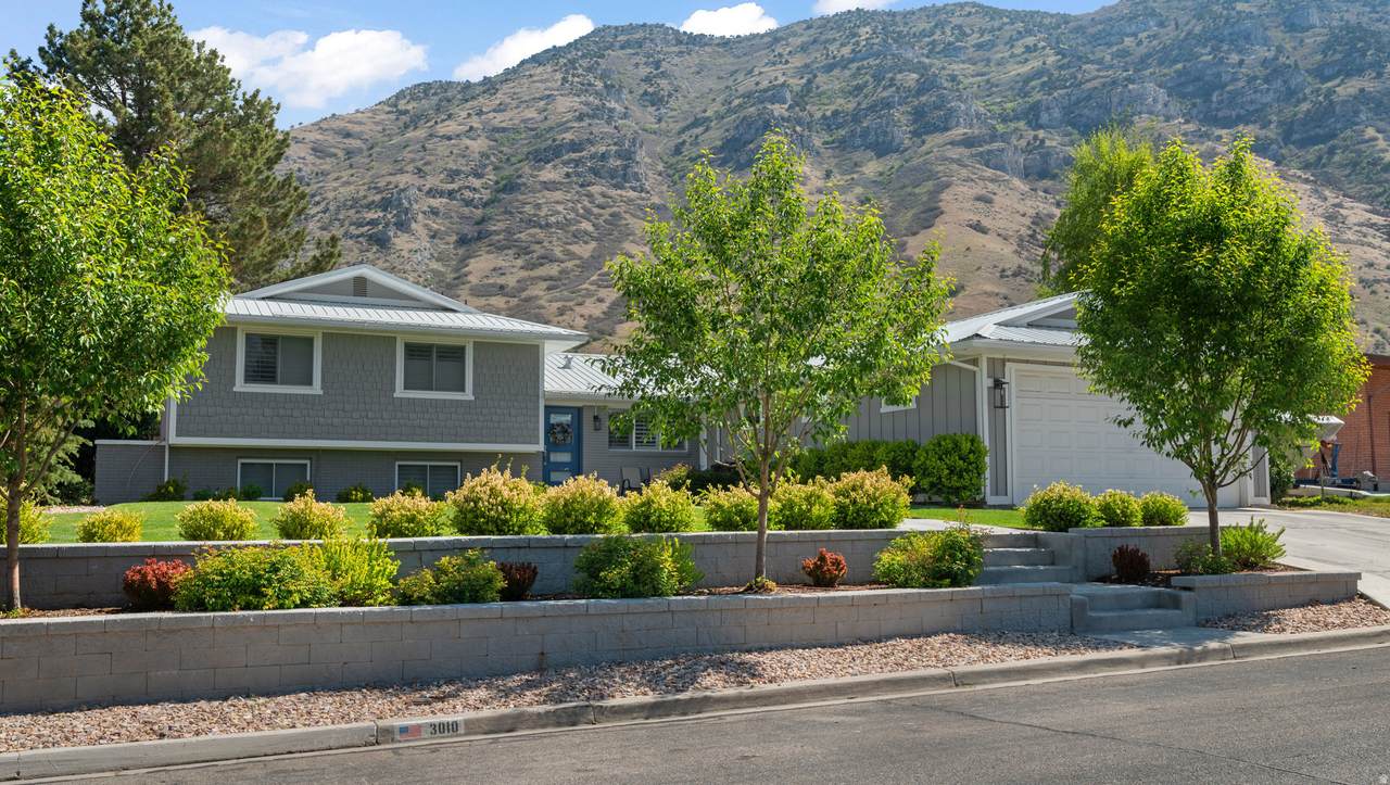 3010 Cherokee Ln - Photo 1