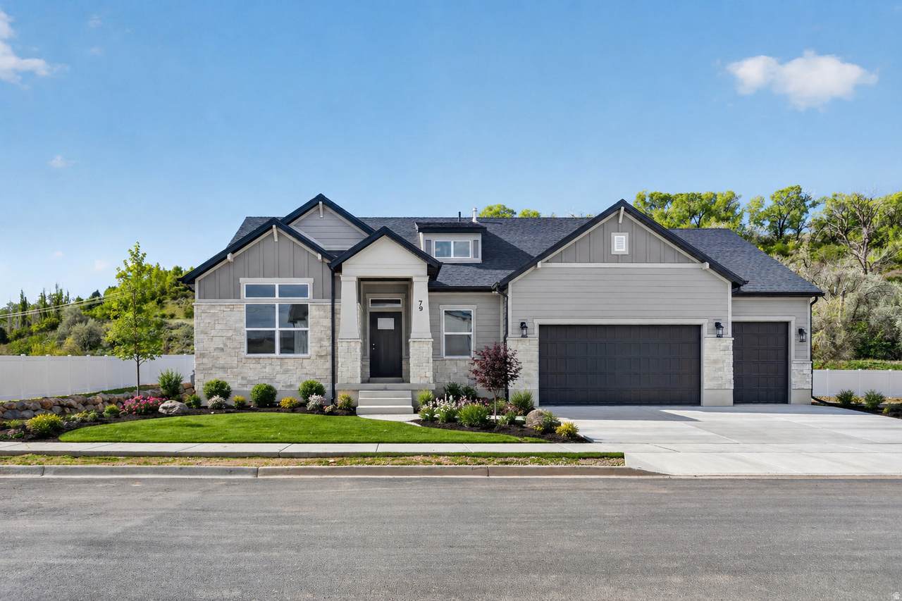 79 Glen Way - Photo 1