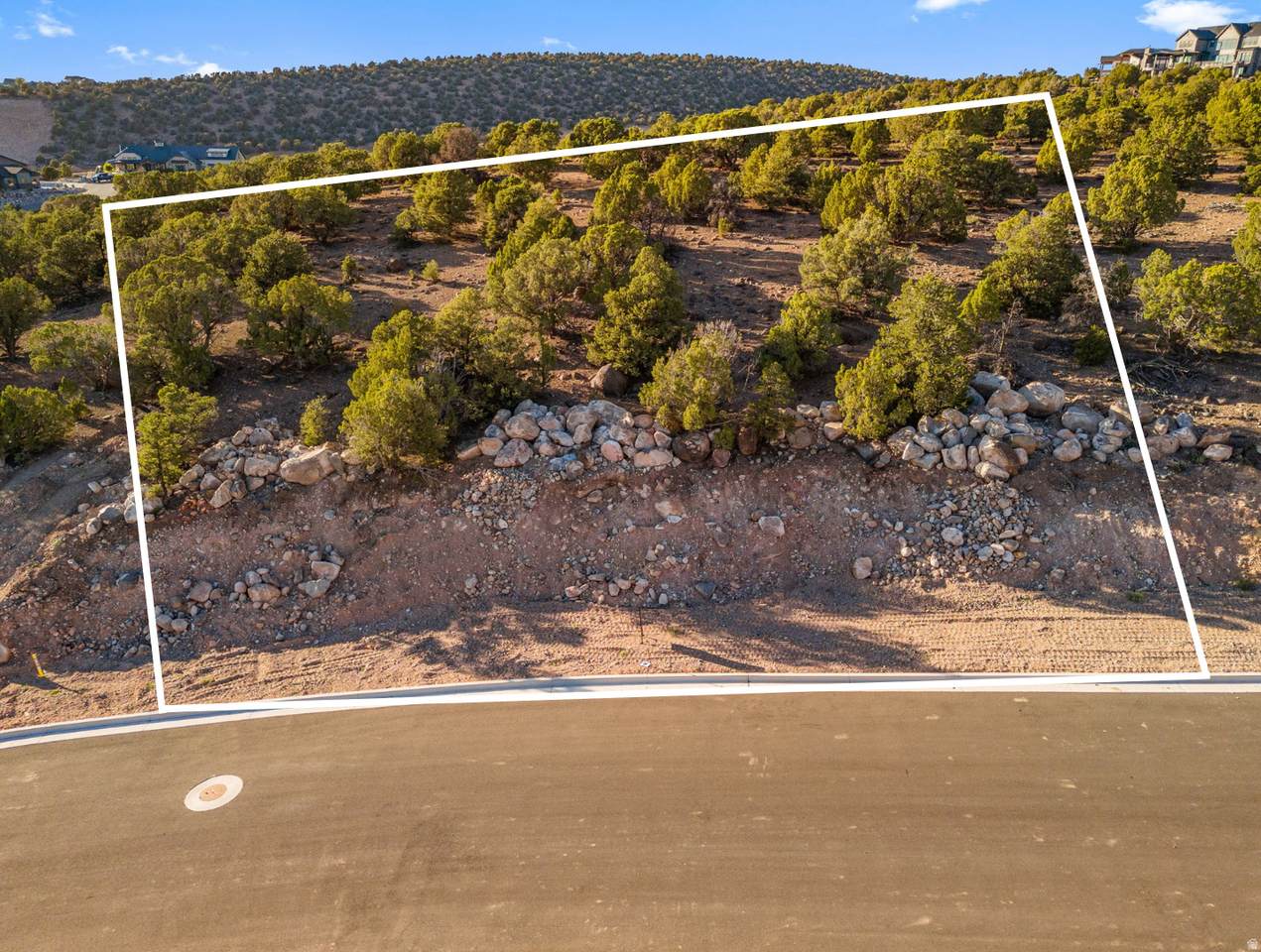 3202 Estates Dr - Photo 1