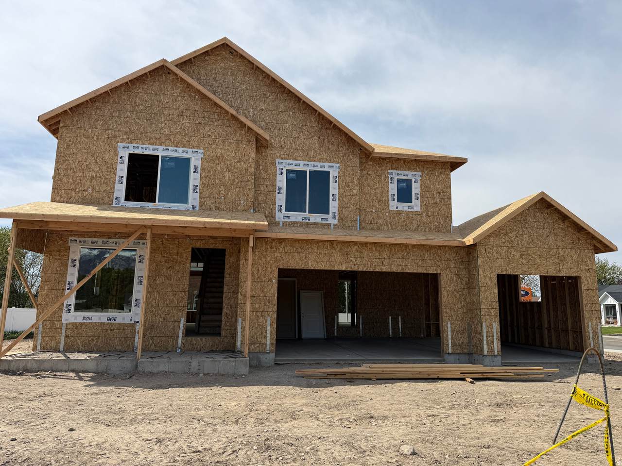 912 Ellens St - Photo 1