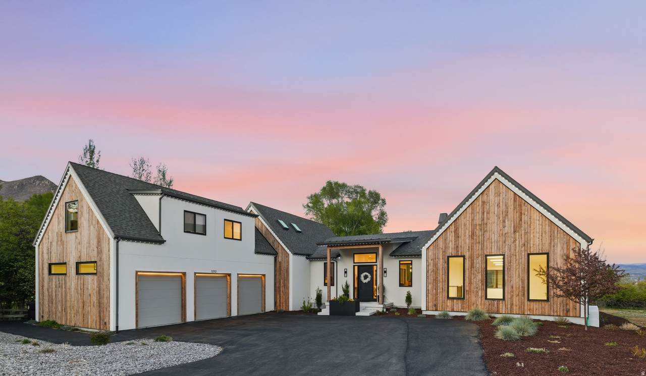 1212 Homestead Dr - Photo 1
