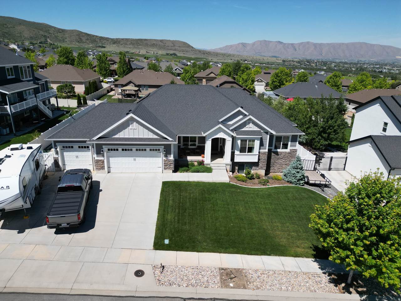 1145 Christley Ln - Photo 1