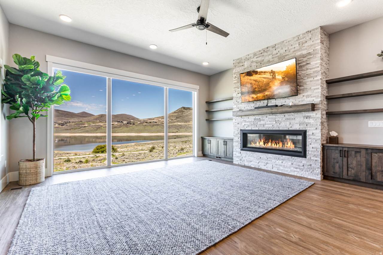 11477 Vantage Ln - Photo 1