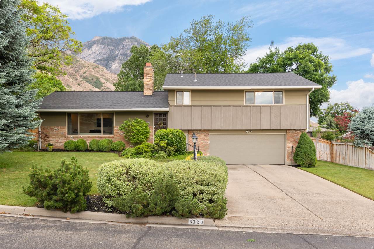 3320 Cherokee Ln - Photo 1