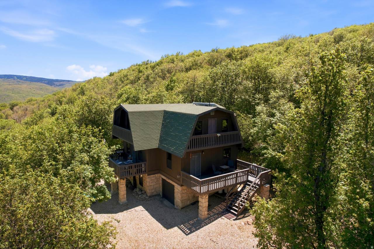 4850 Woodland Way - Photo 1