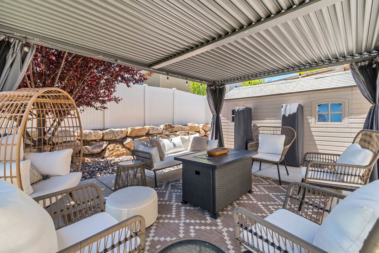 6147 Stillridge Dr - Photo 1