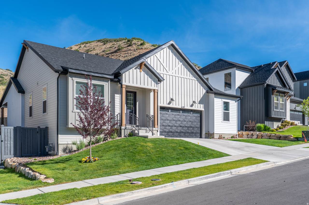 6197 Fox Canyon Rd - Photo 1