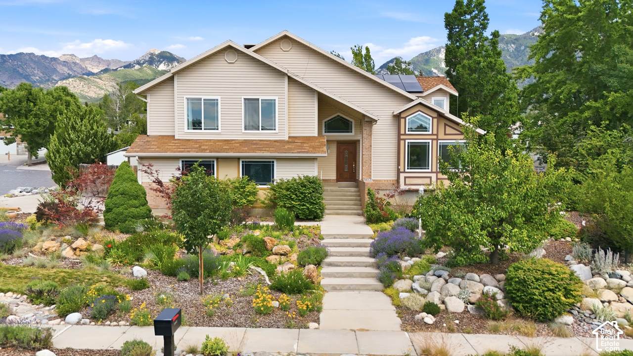 10043 Granite Crest Ln - Photo 1