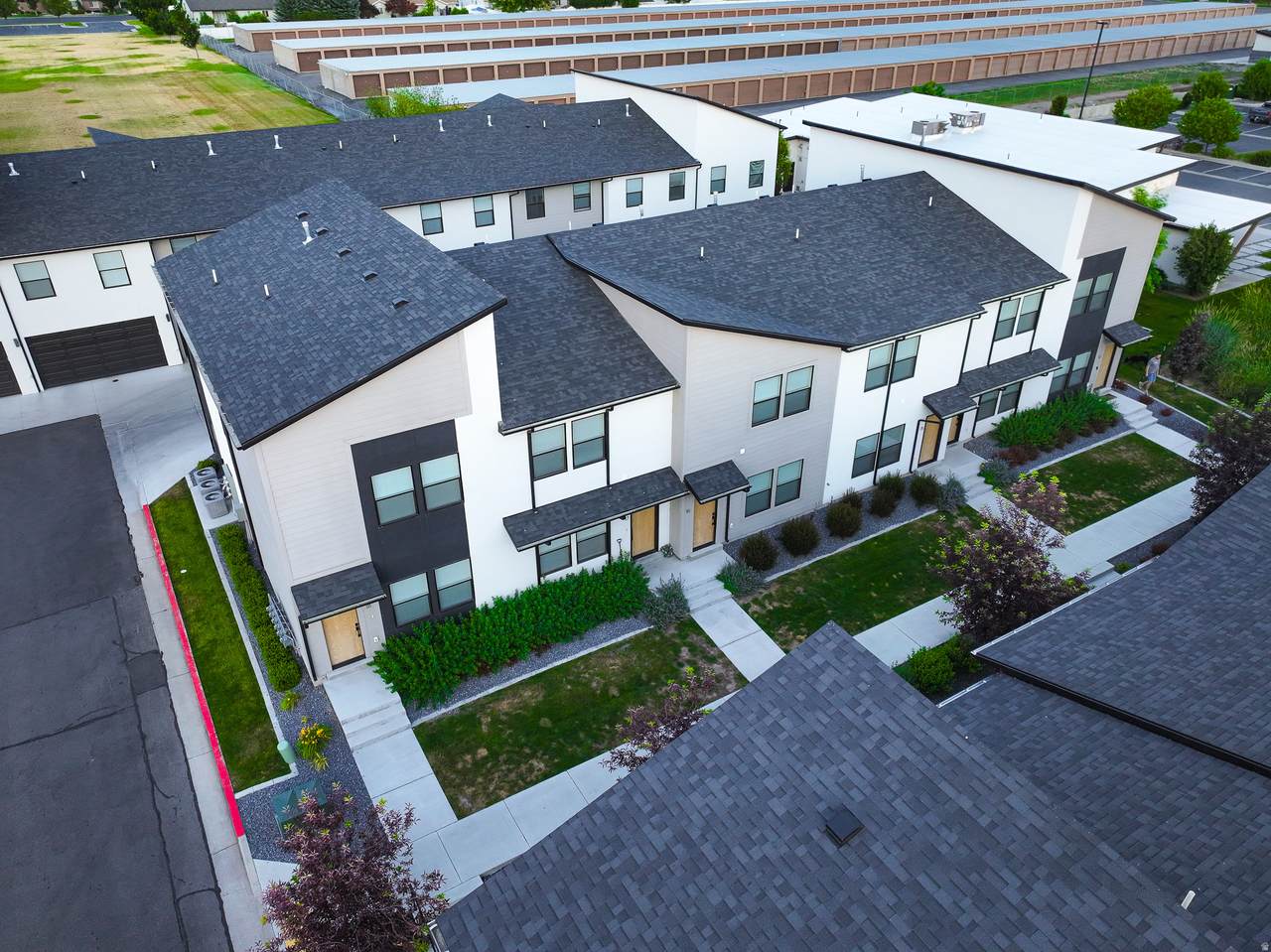 220 Spring Creek Pkwy - Photo 1