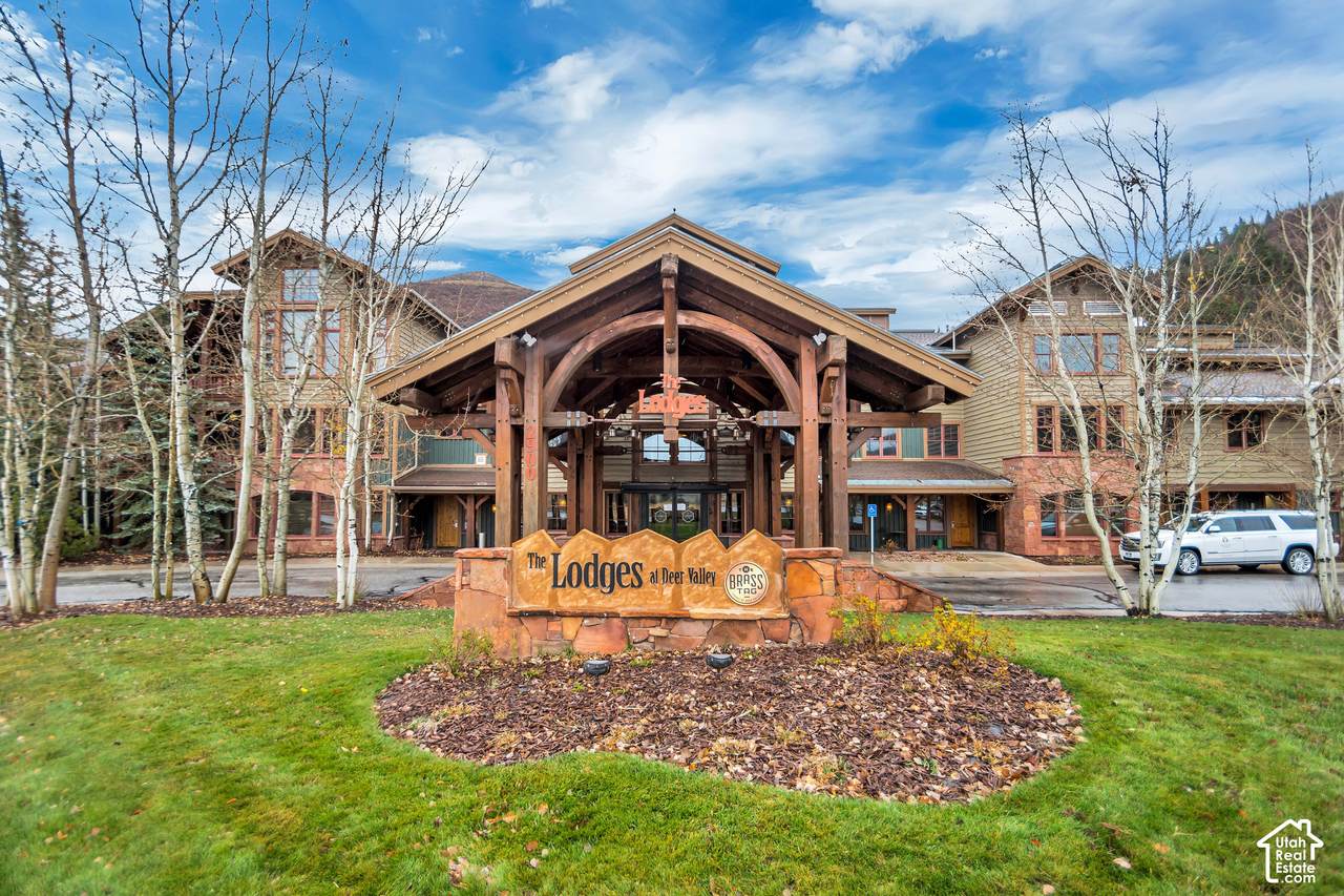 2900 Deer Valley Dr - Photo 1