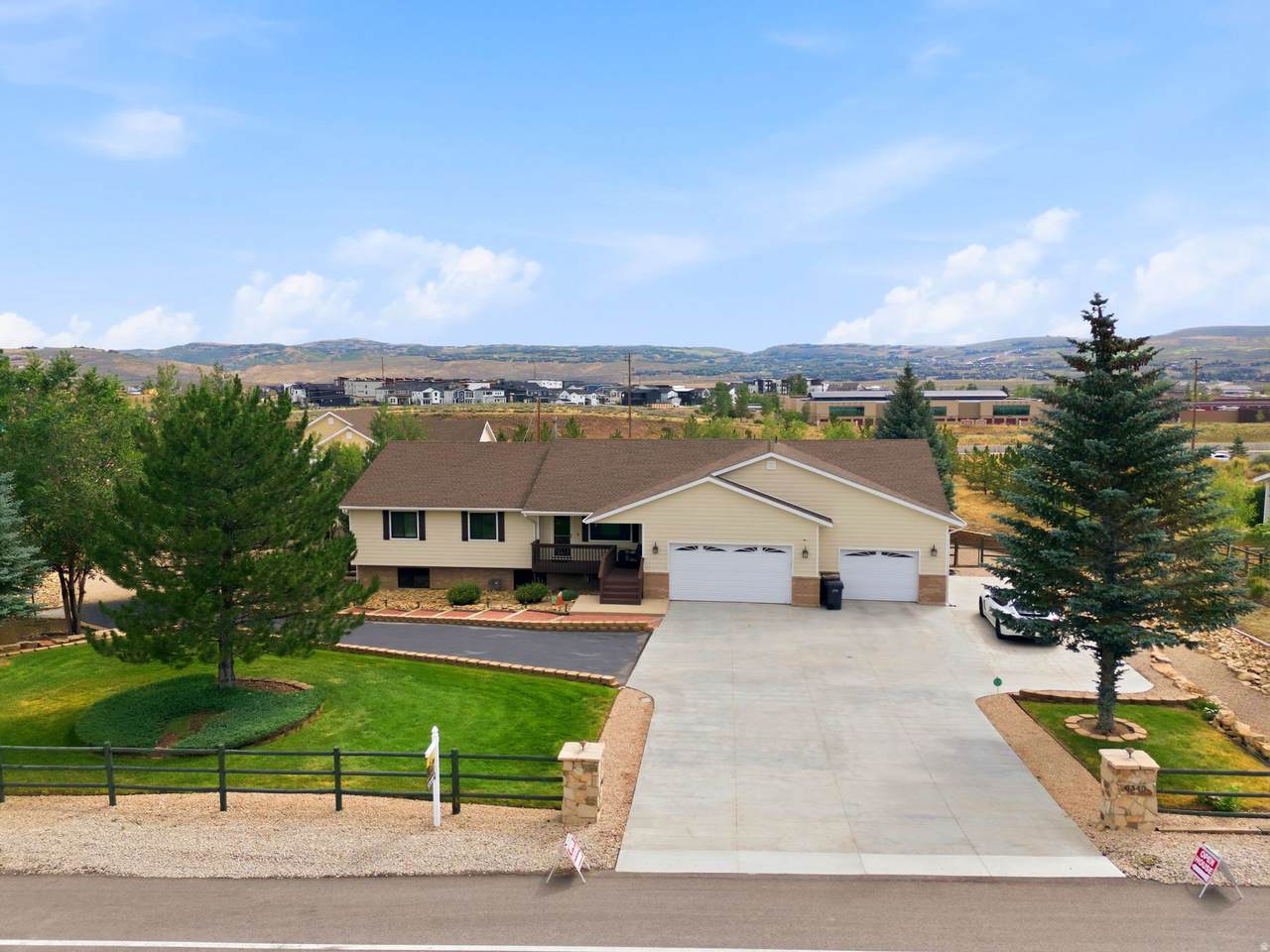 6340 Highland Dr - Photo 1