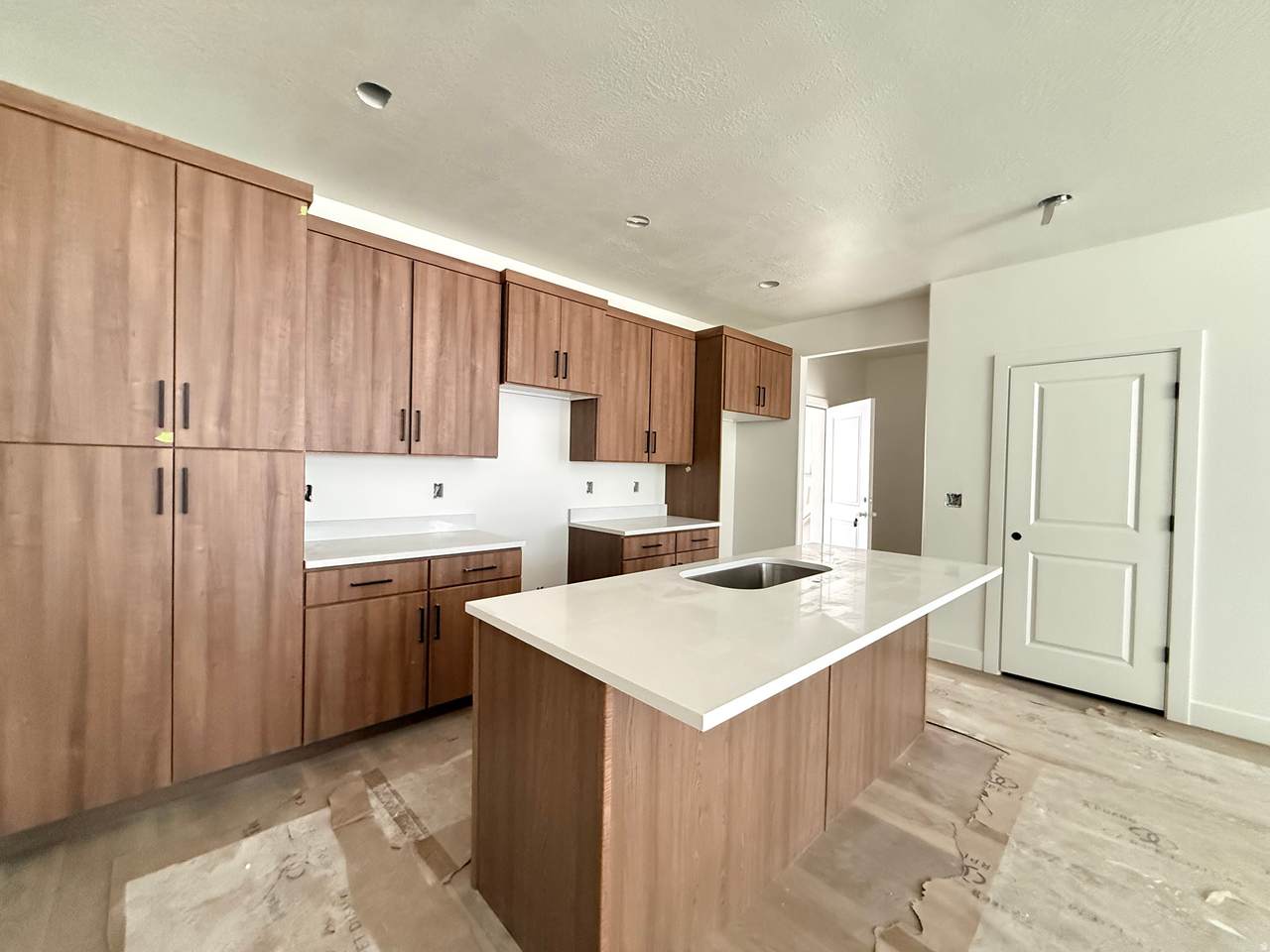 6960 Hidden Hills Way - Photo 1