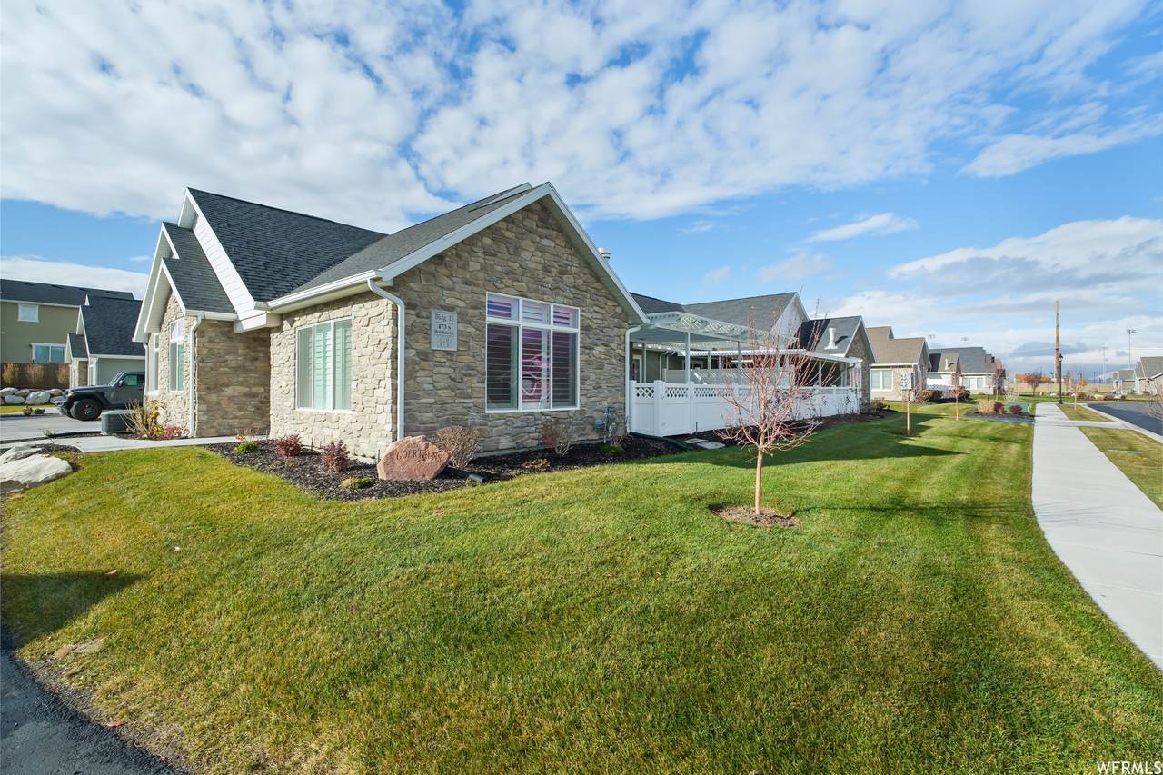 473 Short Horse Ln - Photo 1