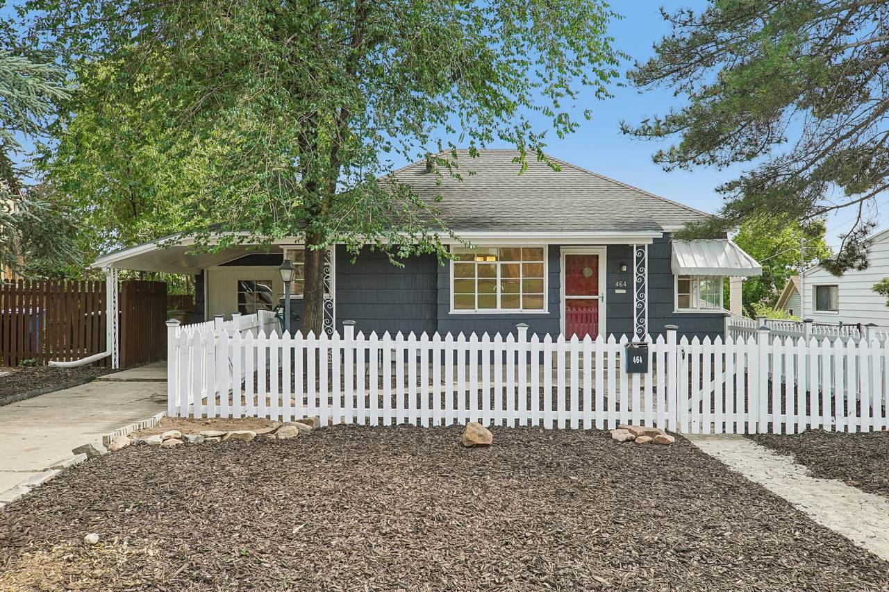 464 10TH Ave - Photo 1