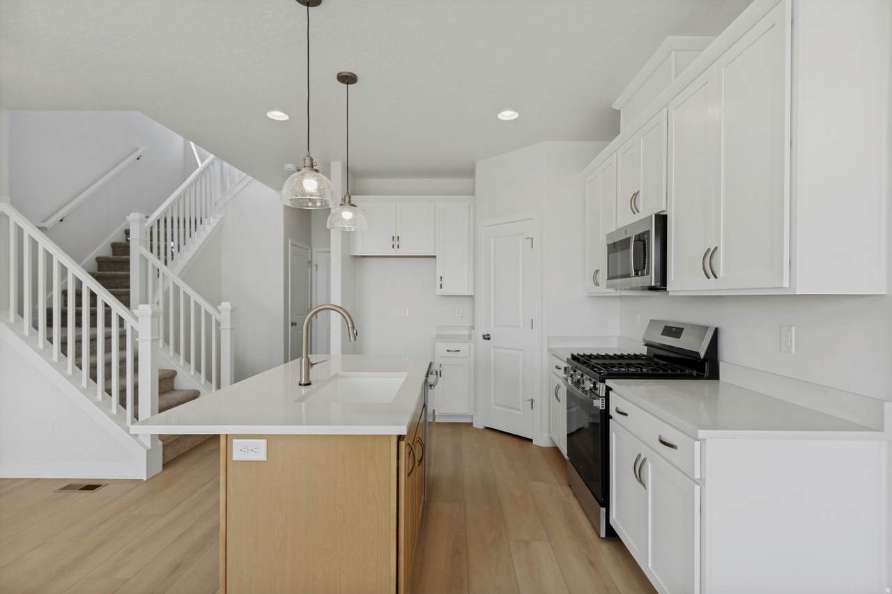 6847 S Mount Berry Rd - Photo 1