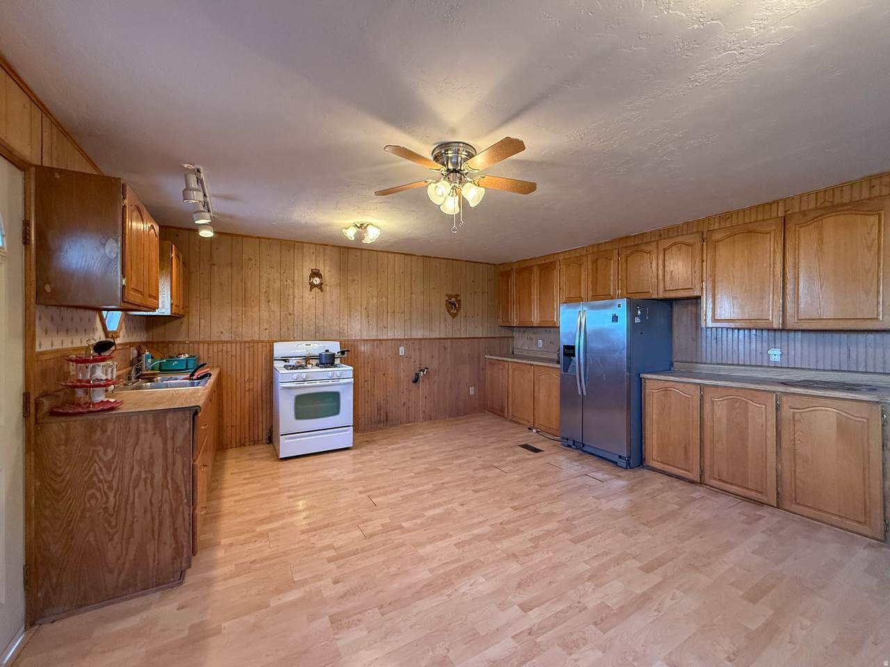 https://bt-photos.global.ssl.fastly.net/wasatch/1280_boomver_2_2174834-1.jpg