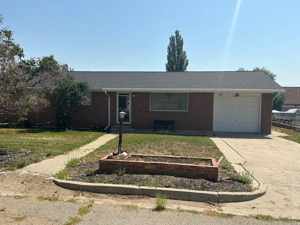98 Main St - Photo 1