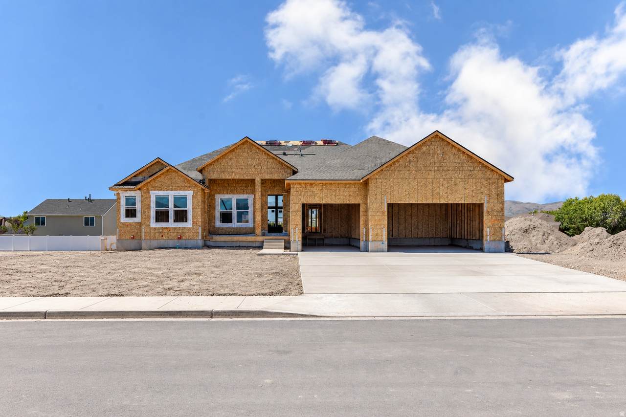 398 2710 St - Photo 1