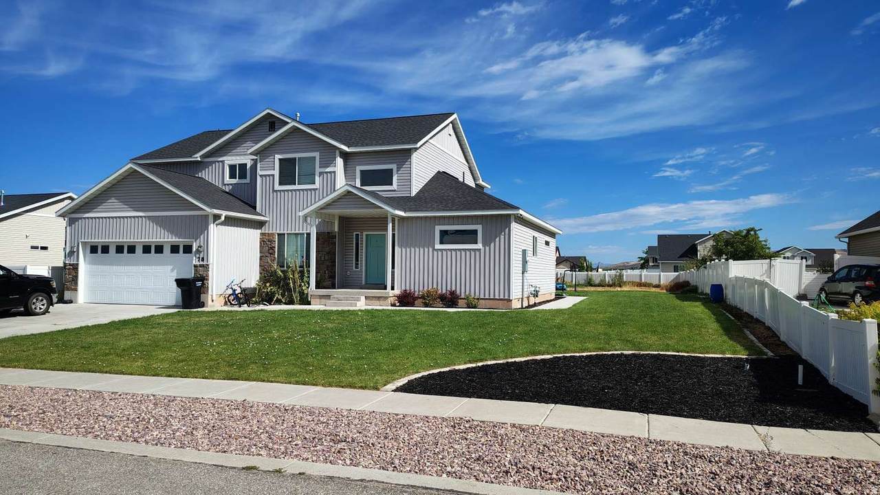 78 Legacy Dr - Photo 1
