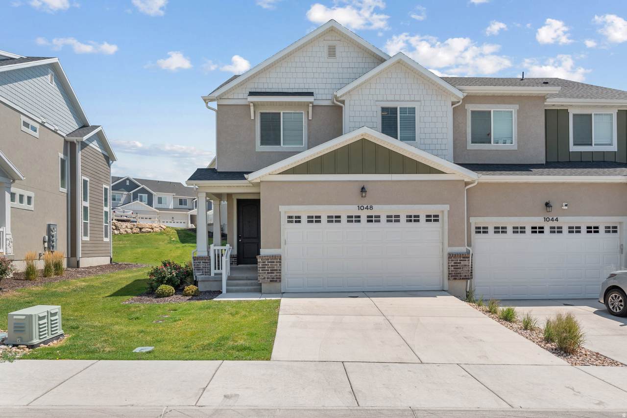 1048 Wayne Dr - Photo 1