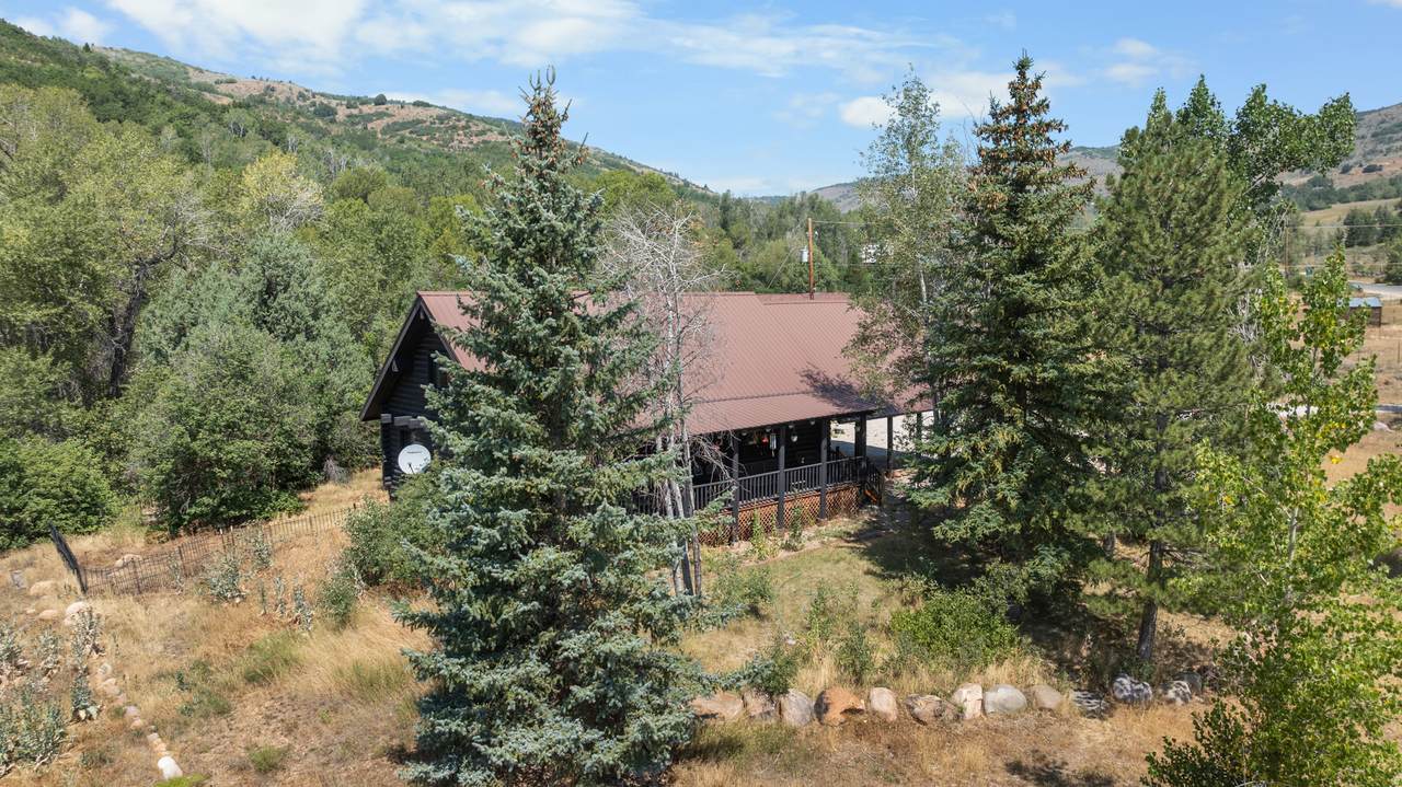 2891 Evergreen Park Dr - Photo 1