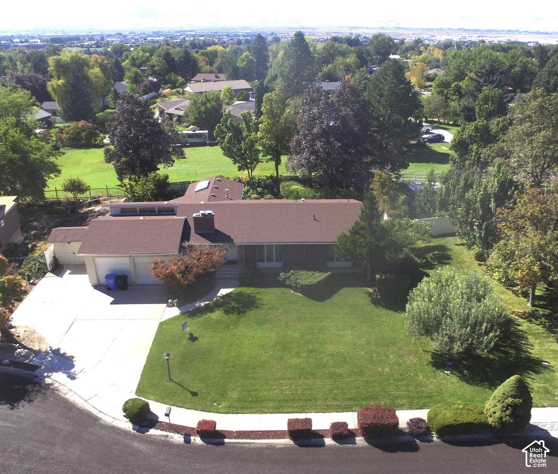 2027 1400 - Photo 1