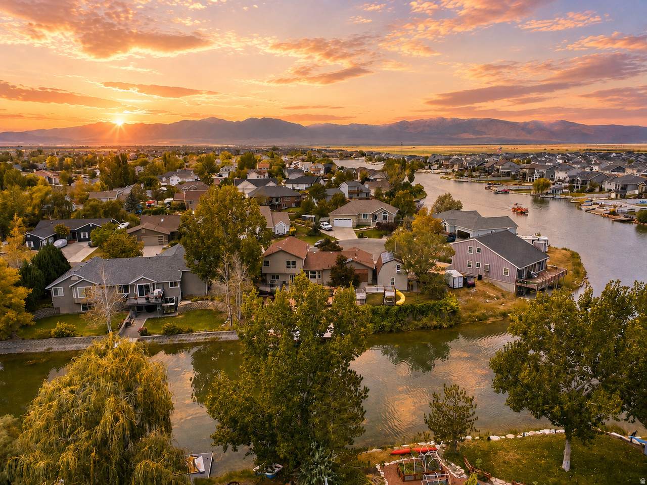 https://bt-photos.global.ssl.fastly.net/wasatch/1280_boomver_2_2177949-1.jpg