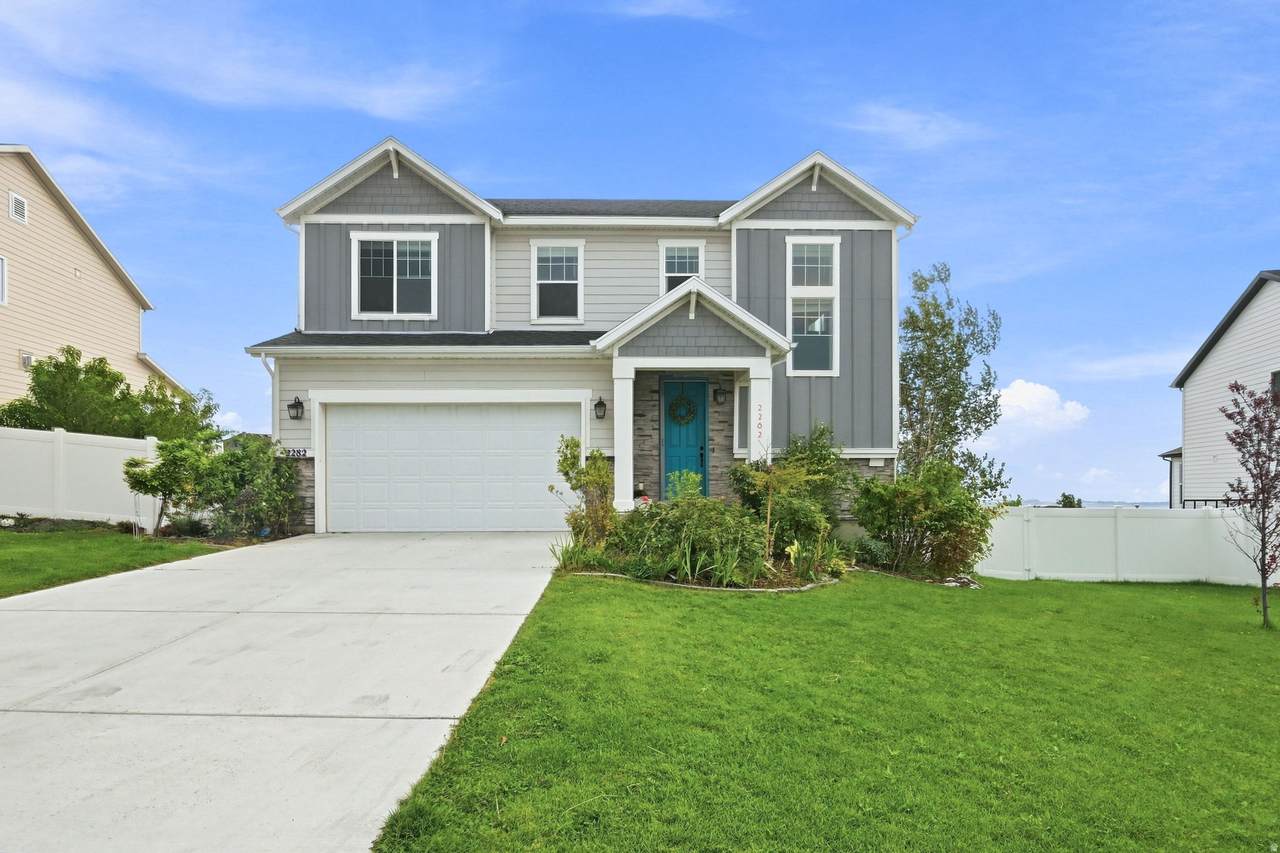 2282 Elderberry Dr - Photo 1