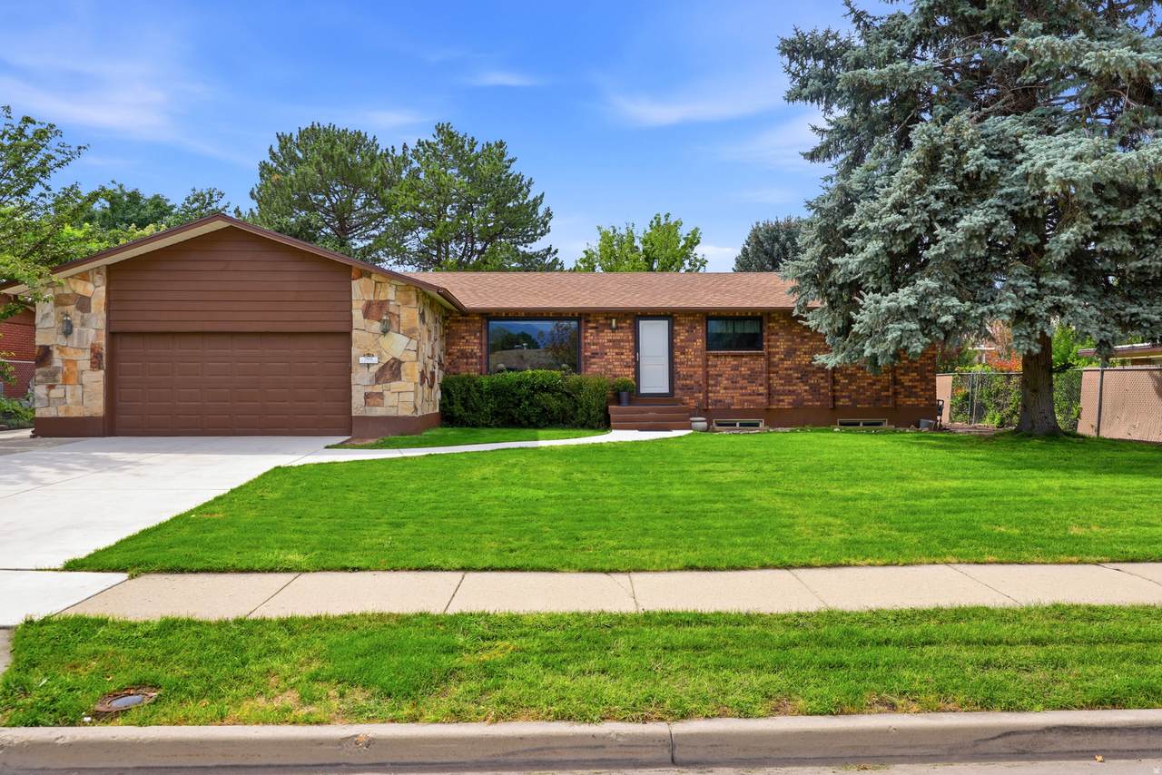 7472 Waterloo Cir - Photo 1