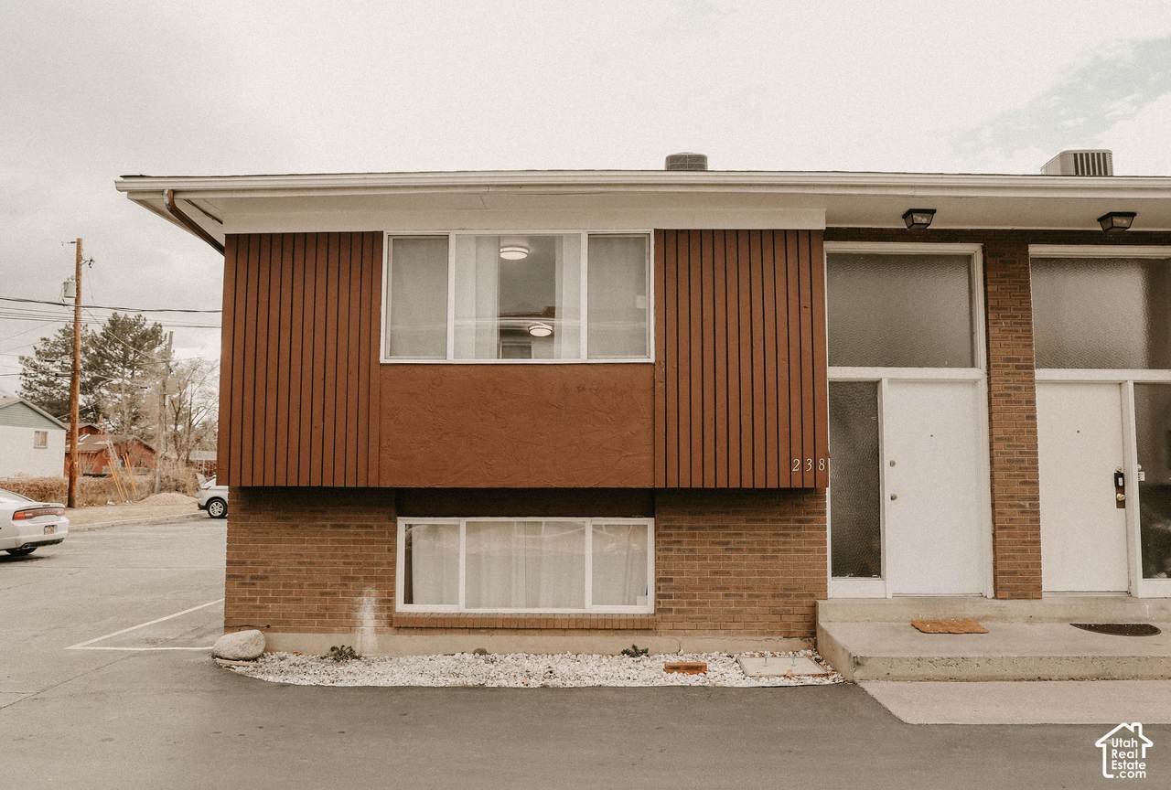232 250 - Photo 1