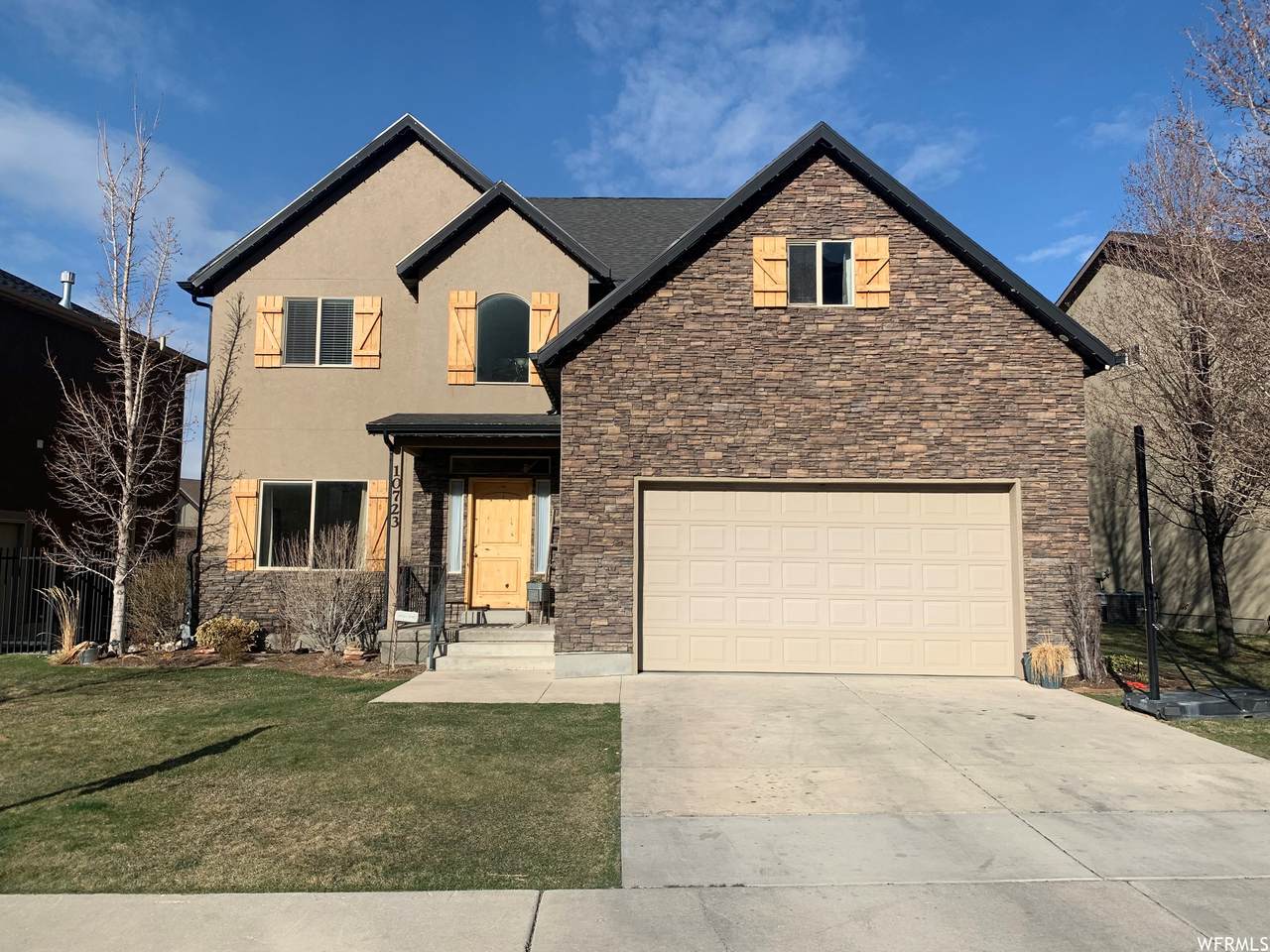 10723 Cypress - Photo 1