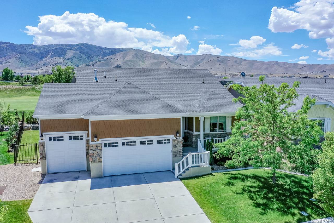2455 Cottage Cv - Photo 1
