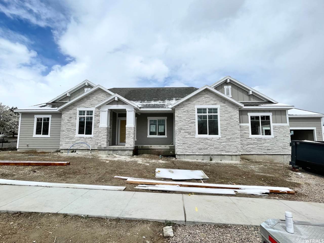 1294 Mabey Ln - Photo 1