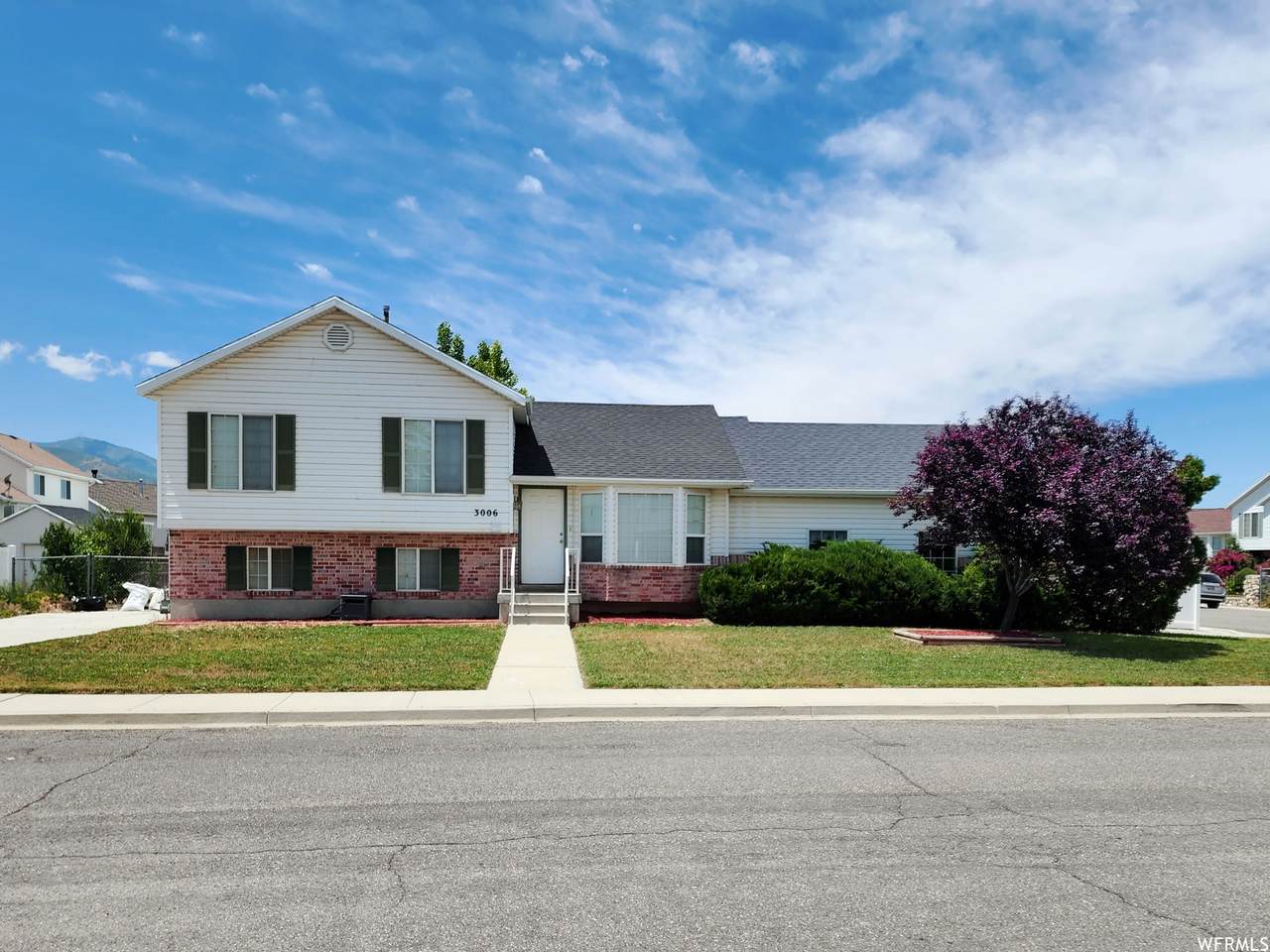 3006 Pika Dr - Photo 1