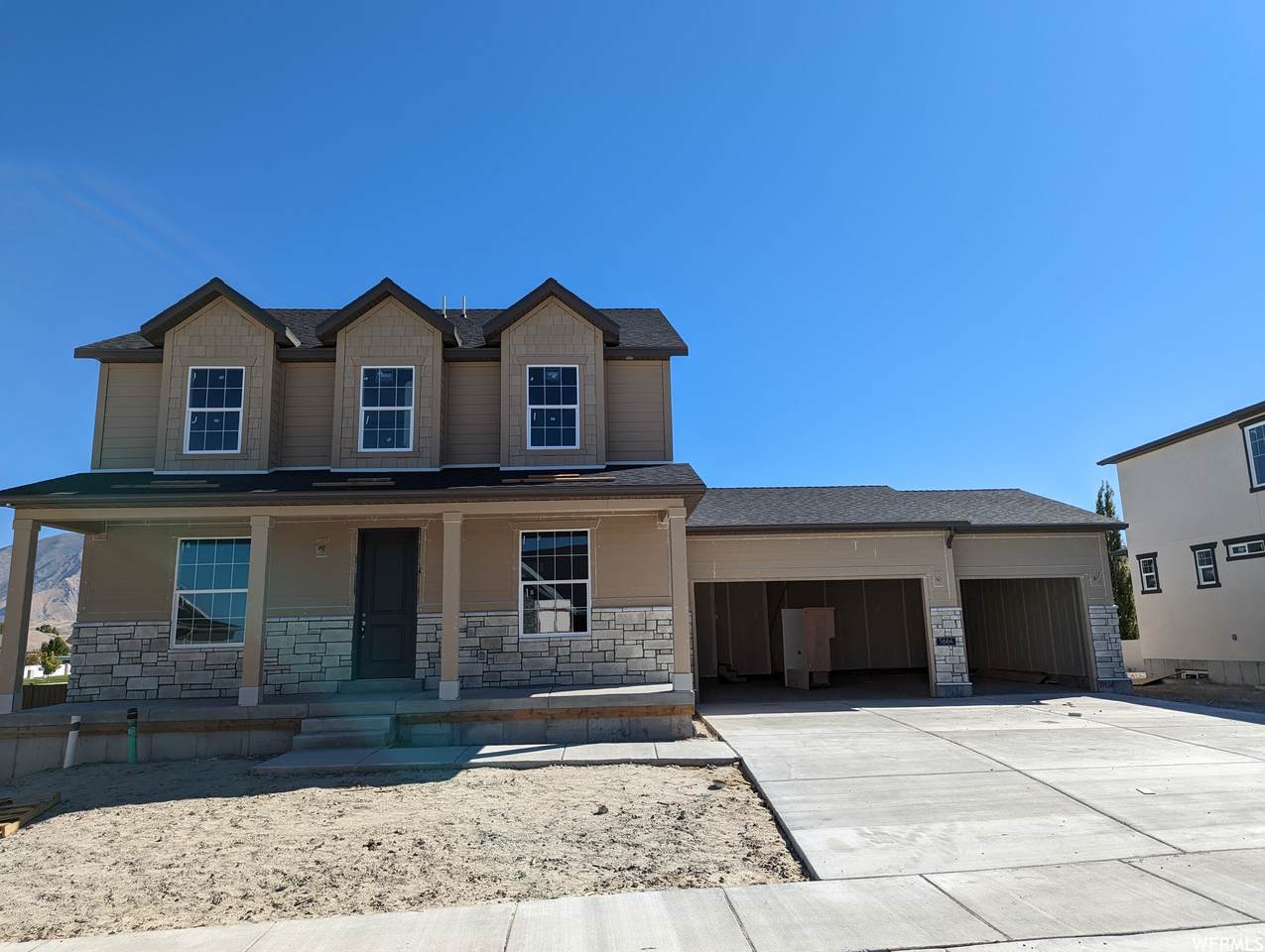 5664 Parkview Dr - Photo 1